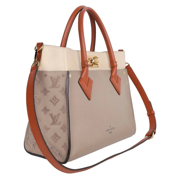 Louis Vuitton On My Side MM Shoulder Monogram Grain Calf Leather Crème🔥 - Picture 4 of 16